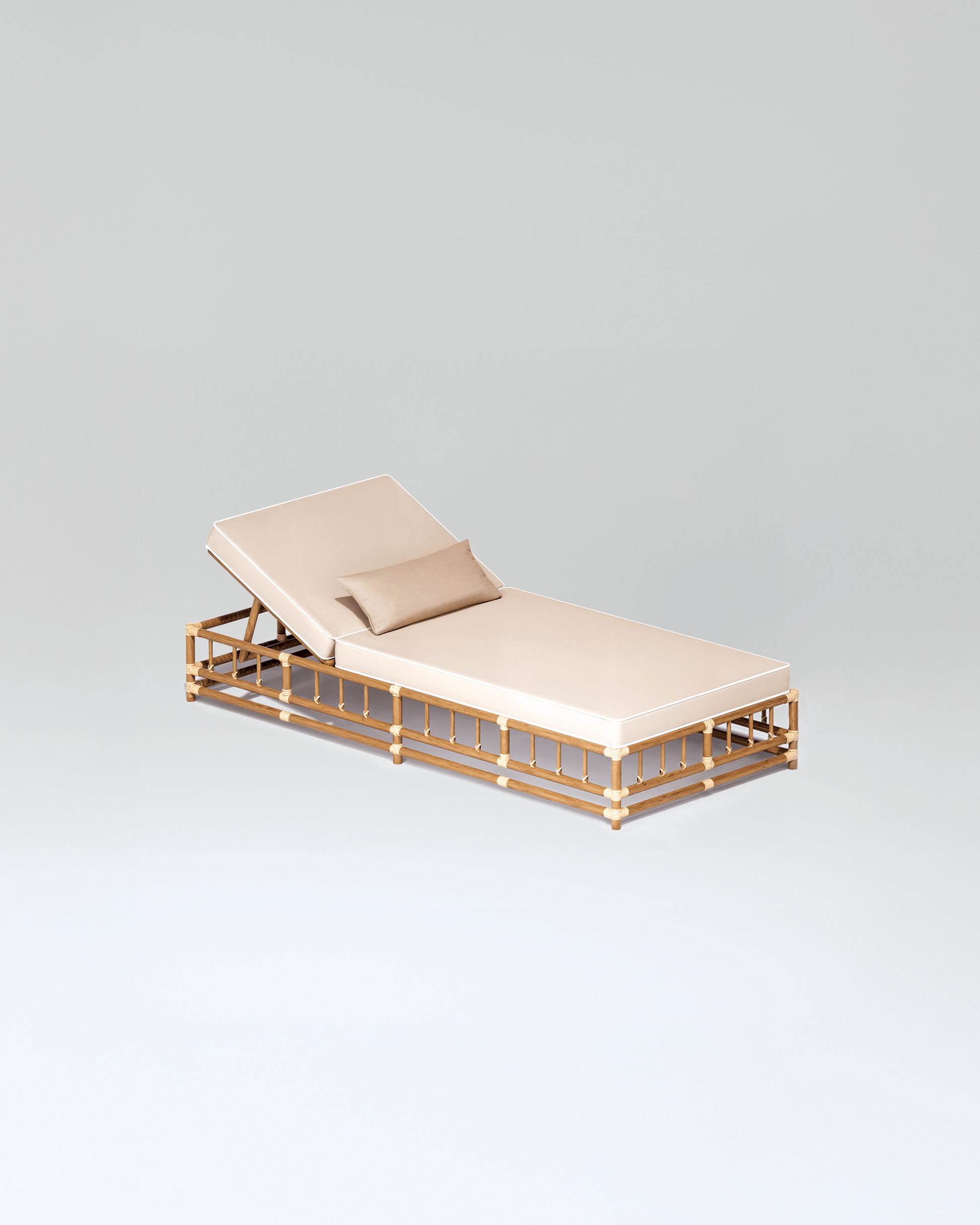 Rattan & Aluminum Sun Lounger | Uma Furniture