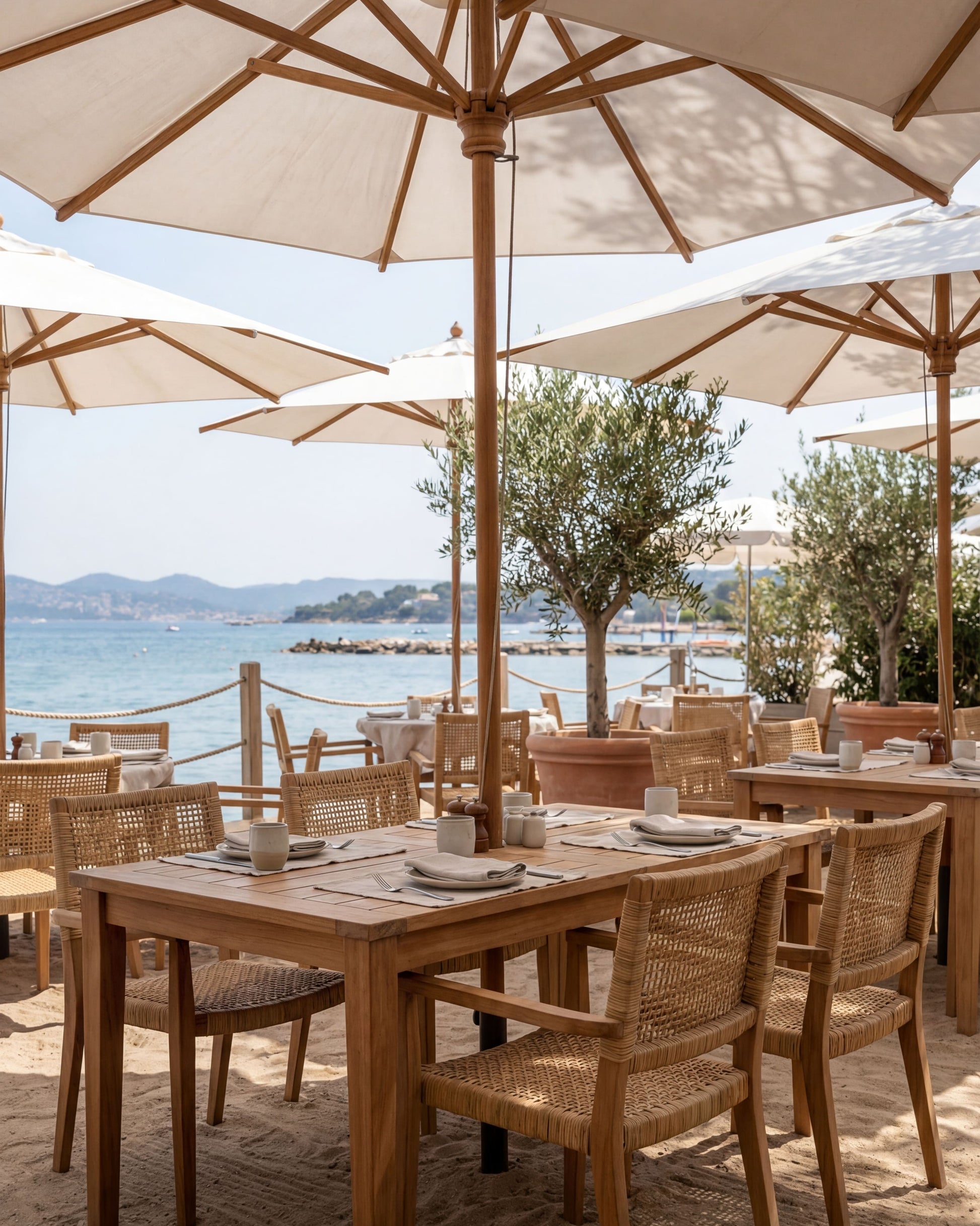 Teak & Vienna Straw Parasol | UMA Furniture