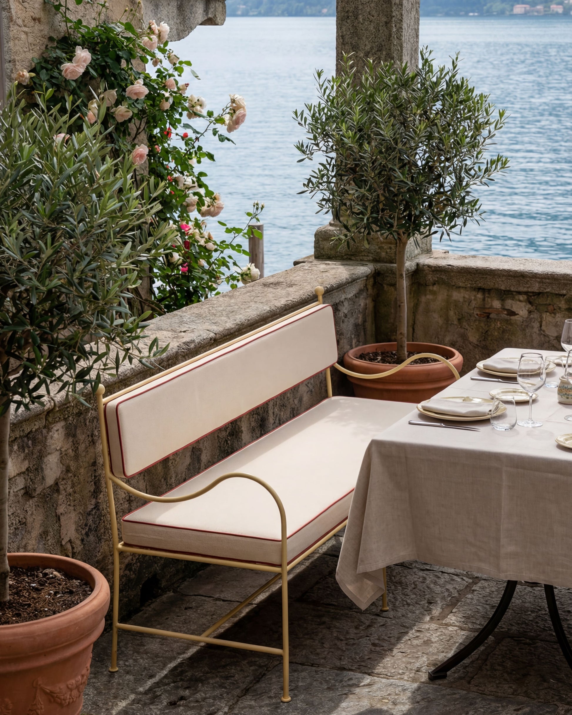 Wrought Iron Outdoor Bench | Uma Furniture